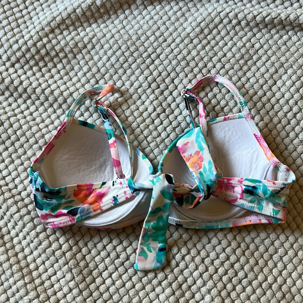 Swim Top - Picture 2 of 3